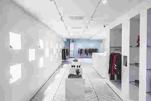 REIGN & Samsung NYC Concept Shop