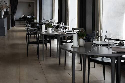 Noma Furniture Auction