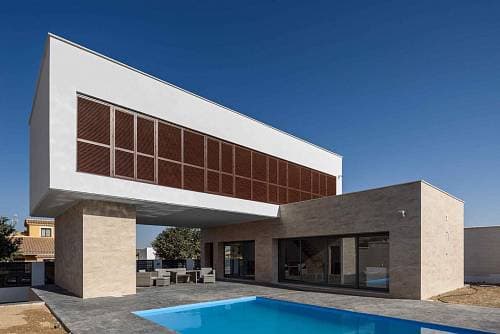 L House by g2t Arquitectos