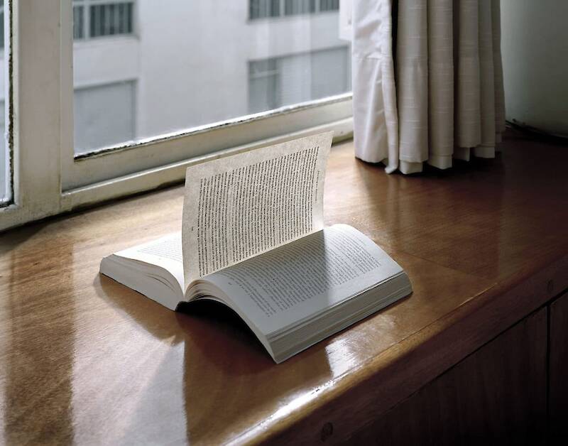 Mauricio Alejo Photographs of Familiar Objects
