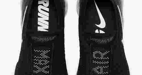 Nike Air Vapormax Moc 2 'Black & Light Cream'