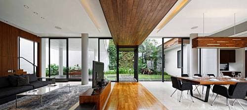 Long House, Kota Bandung, Indonesia