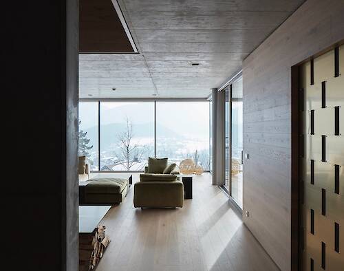 House Between the Mountains, Austria