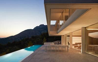Oslo House, Alicante, Spain
