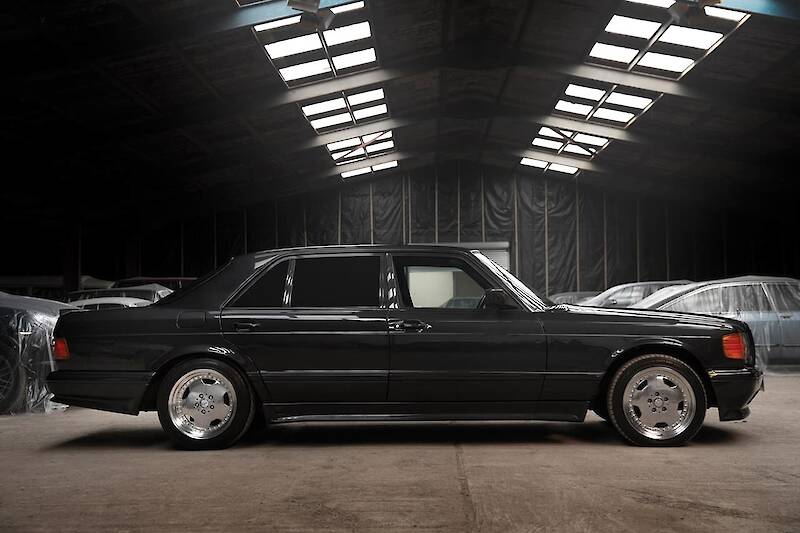 1991 Mercedes-Benz 560 SEL 6.0 AMG