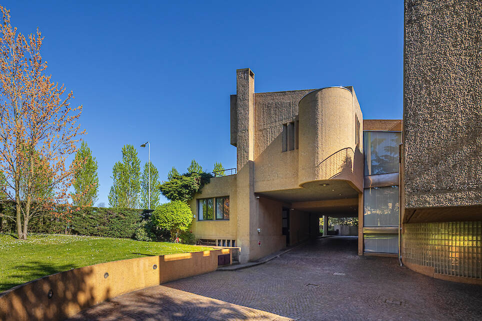 A 1970s Italian brutalist villa outside Milan