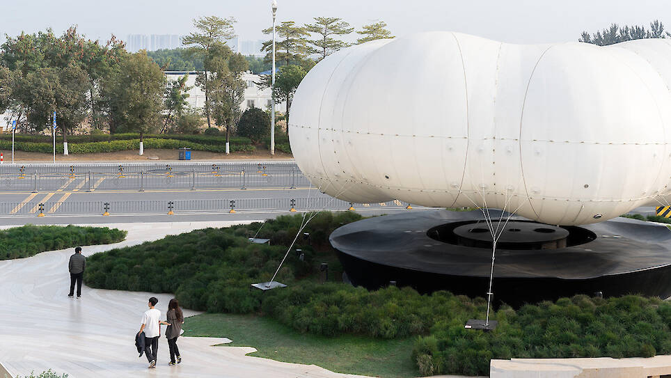 PILLS lets soft cloud-like structure drift above china using inflatable membrane technology