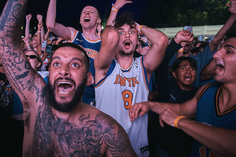 New York Knicks win first NBA championship since 1973