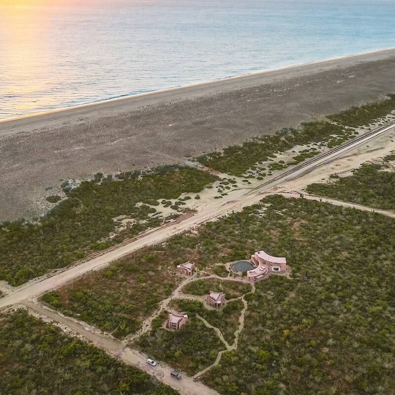 Lounging Is Mandatory at This Curving Concrete Beach House in Baja