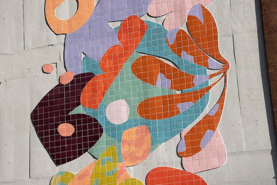 In Guadalajara, a Ceramic Tile Mural Mimics a Sun-Drenched Ecosystem
