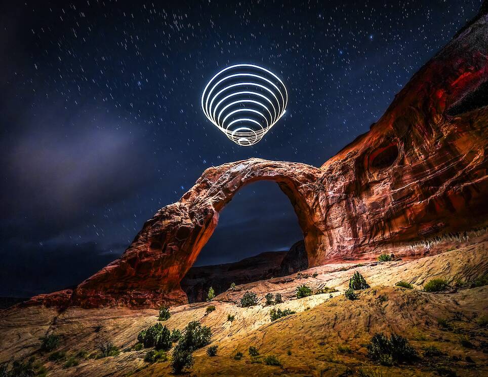 Elliot McGucken Suspends Einstein’s ‘Light Cones’ Over Desert Expanses