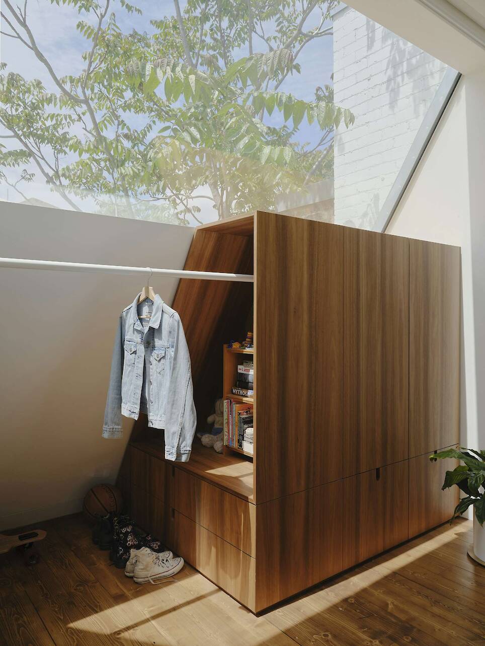 A Flexible, Light-Filled Extension Opens Up a Family’s Victorian Cottage in Melbourne