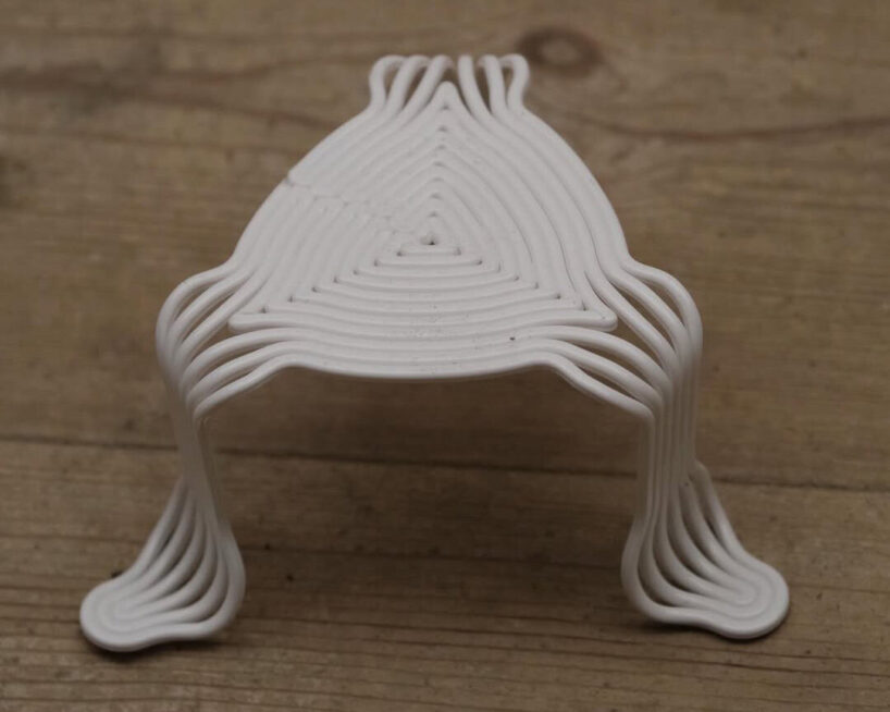 Hand-bent after 3D printing, oberdoerfer & krebs’ seating rethinks digital fabrication
