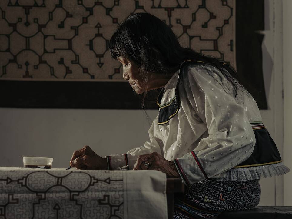 Elaborate Kené Patterns by Sara Flores Continue an Ancient Indigenous Tradition