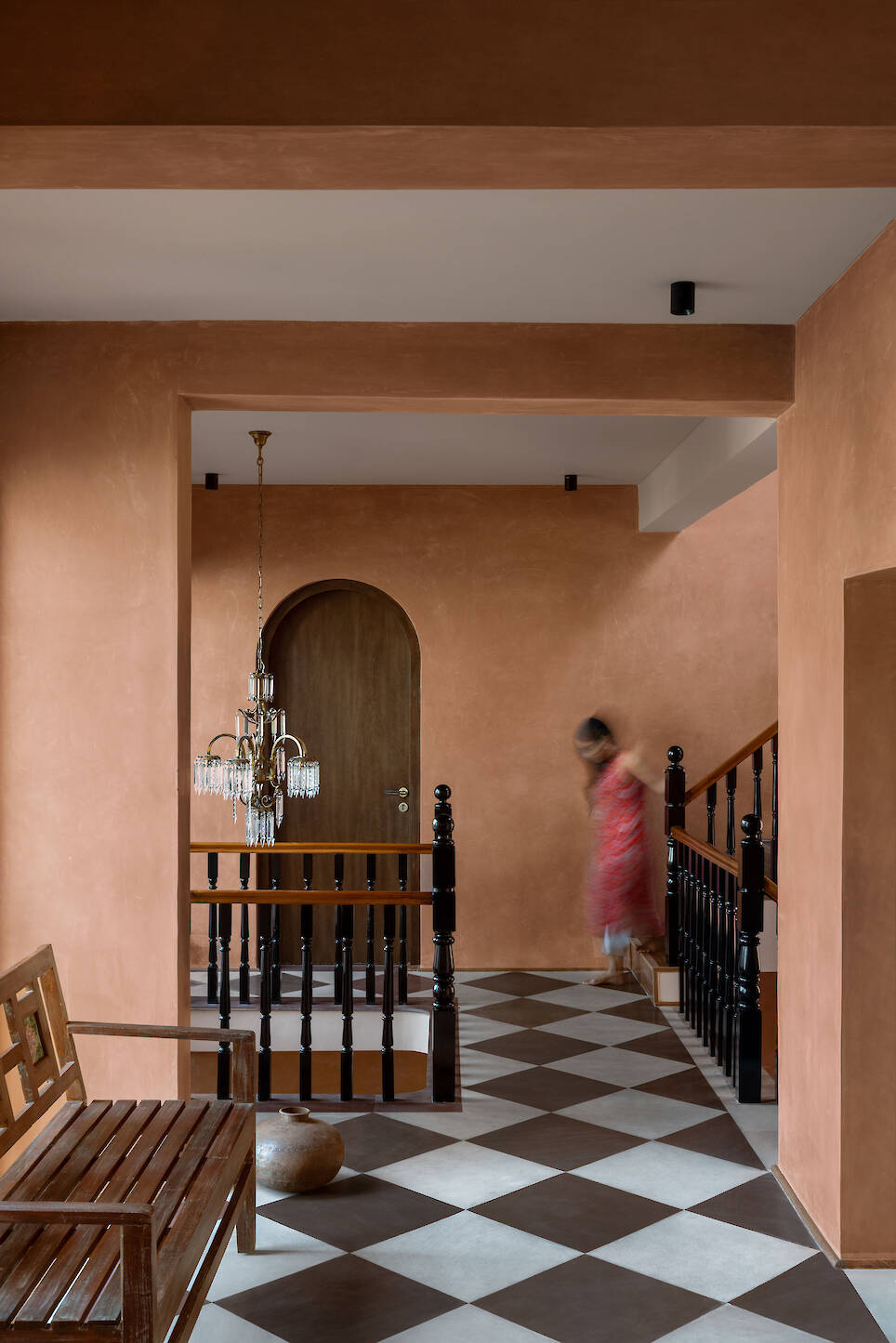 A Tale of Tinted Courts Residence / Architects Collaborative