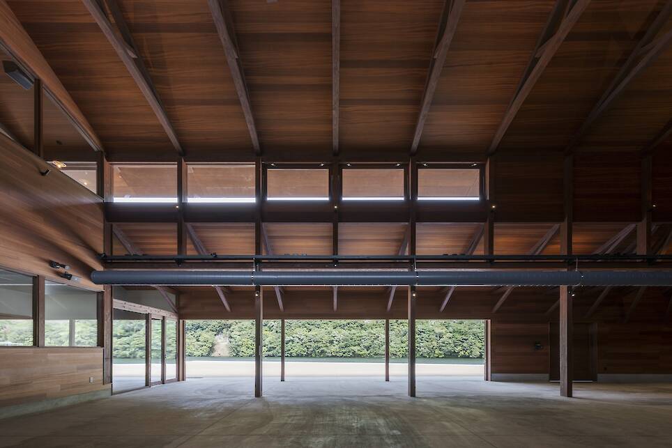 Misato Canoe Boathouse / STUDIO YY