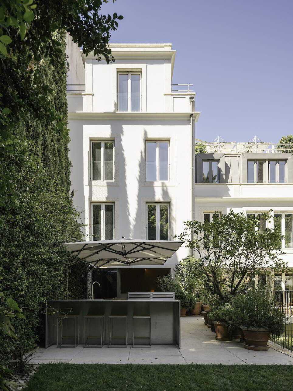 This Lisbon townhouse is a dream home for wellness fanatics