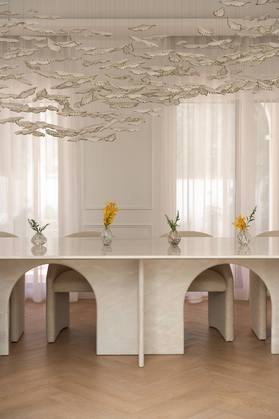 This Sculptural Dubai Home Turns Arches and Light Into Everyday Luxury