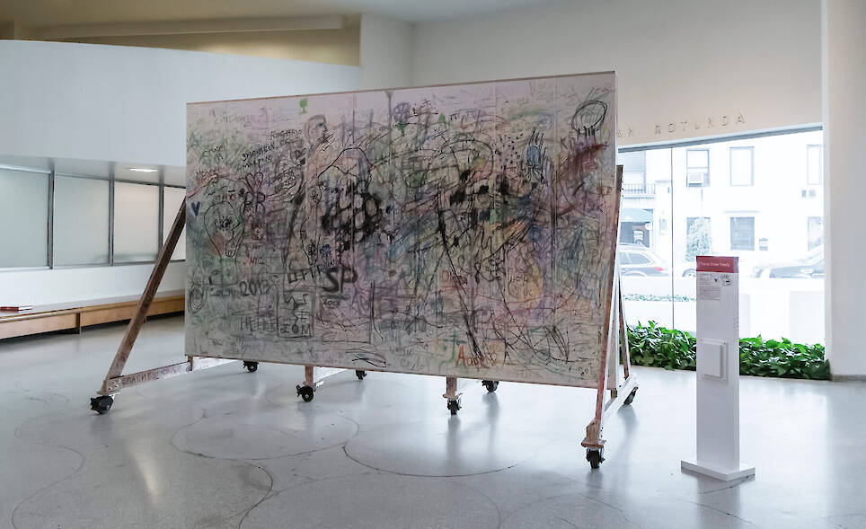 gutai-art-association-japanese-postwar-performance-play-designboom-06a