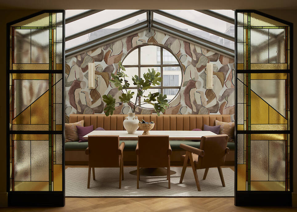 A Toronto Penthouse Finds New Life by Celebrating Its 1980s Roots