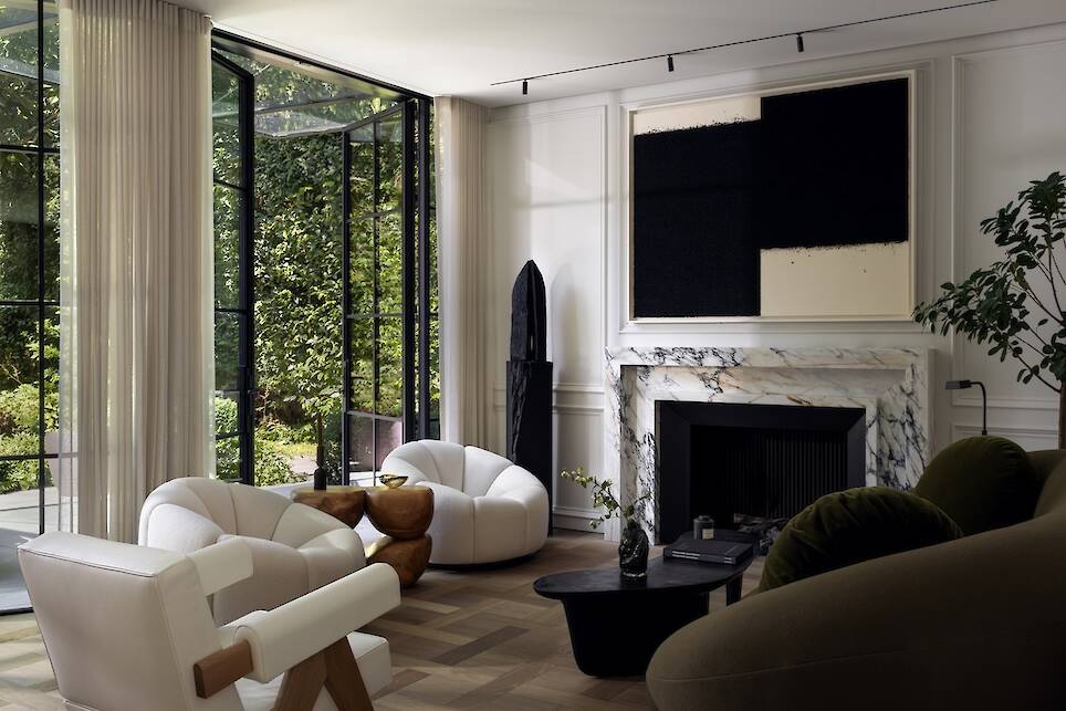 A Vancouver Addition Blurs the Line Between House and Garden
