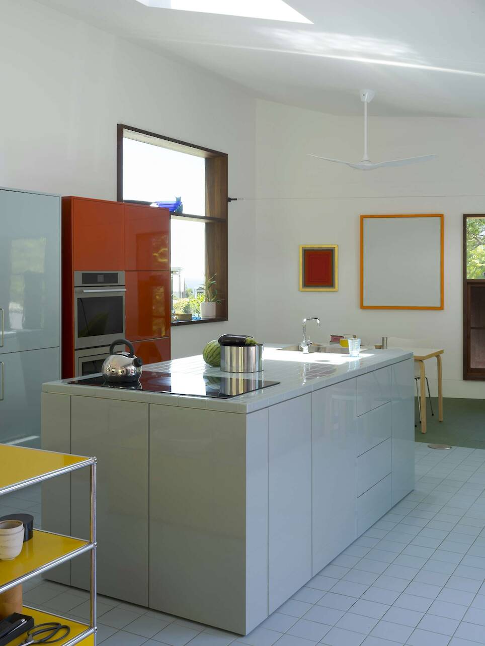Who Needs an Ocean View? Not This Introverted Australian Home - Photo 7 of 20 -