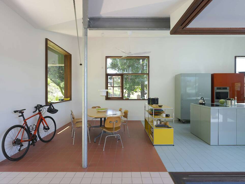 Who Needs an Ocean View? Not This Introverted Australian Home - Photo 9 of 20 -