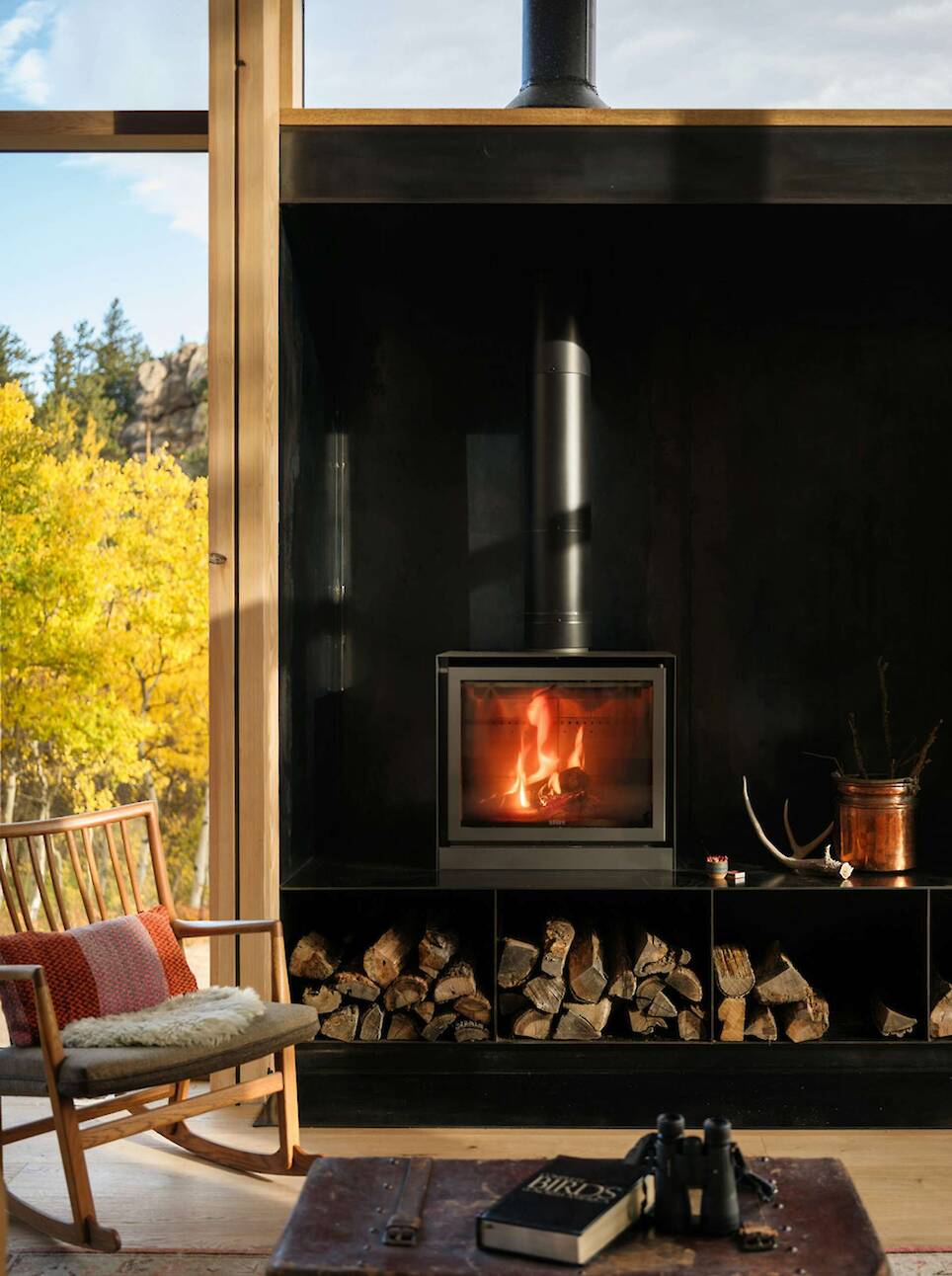 The Roof Also Forms a Wall at This Soaring Colorado Cabin - Photo 11 of 17 -