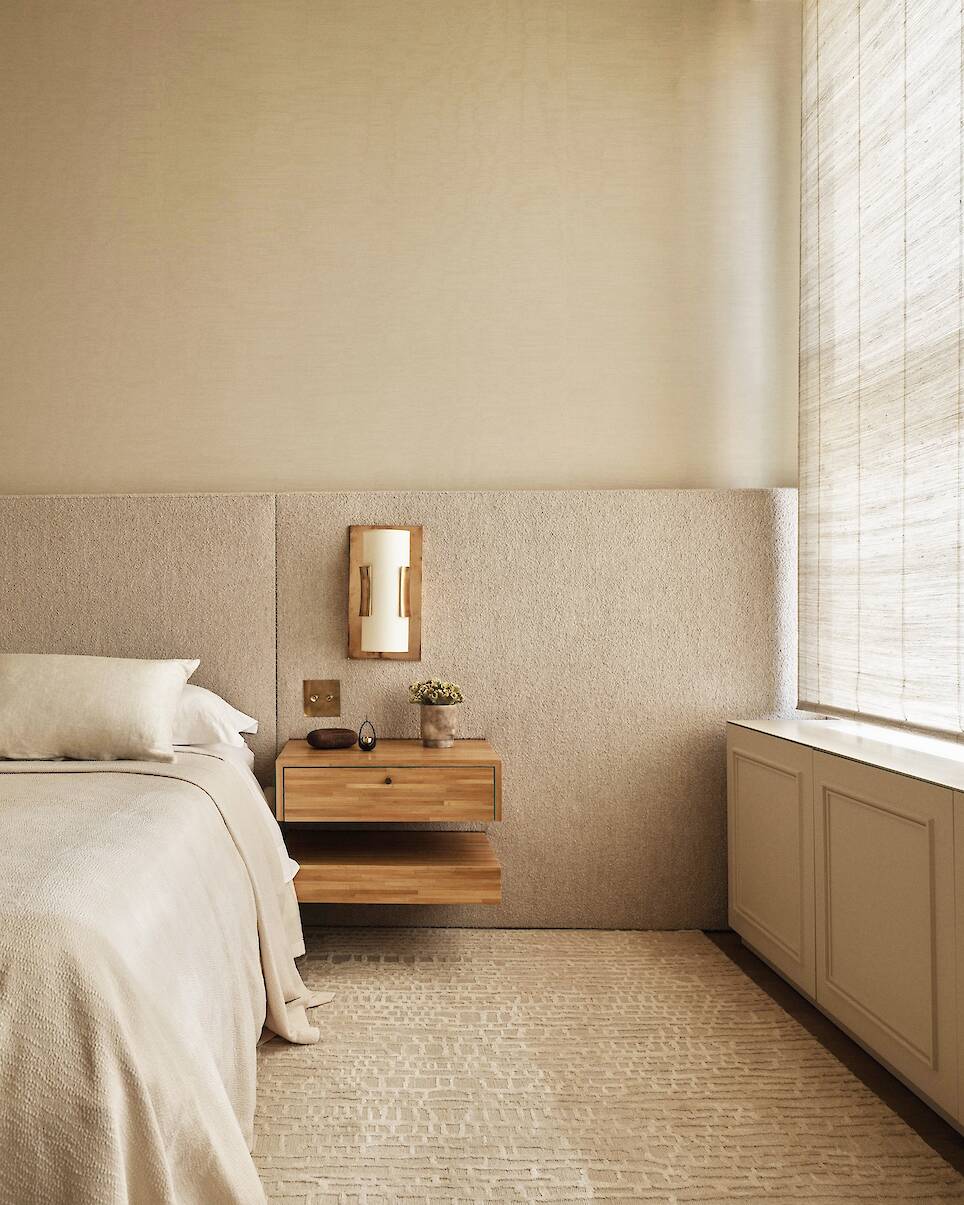 Studio Rosenthal Opens Up a Gramercy Park Apartment to the Light