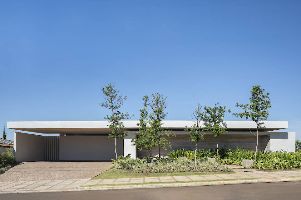 <p>The street view of the new house</p>