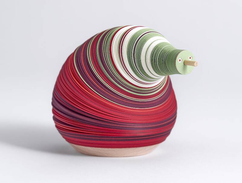 Say Hello to PÉPET, a Pear-Shaped, Palm-Size Paper Pal