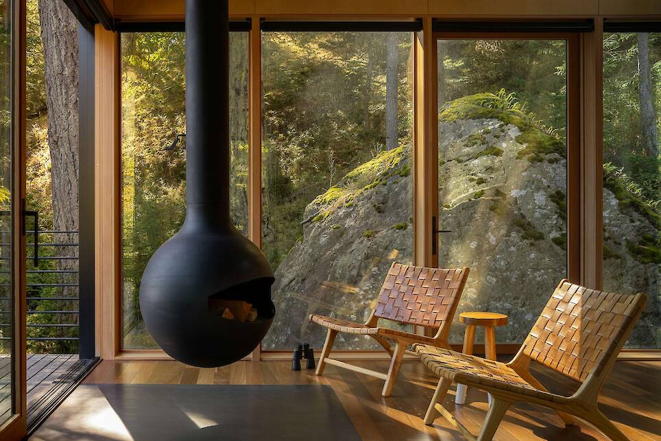 Corbusier and Thoreau Inspired This 400-Square-Foot Washington Retreat - Photo 10 of 11 -