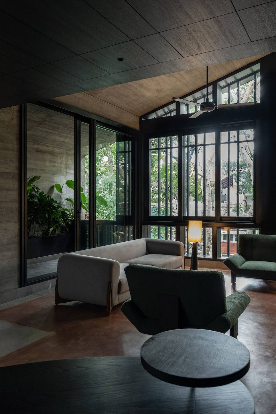 Slatted screens front the home