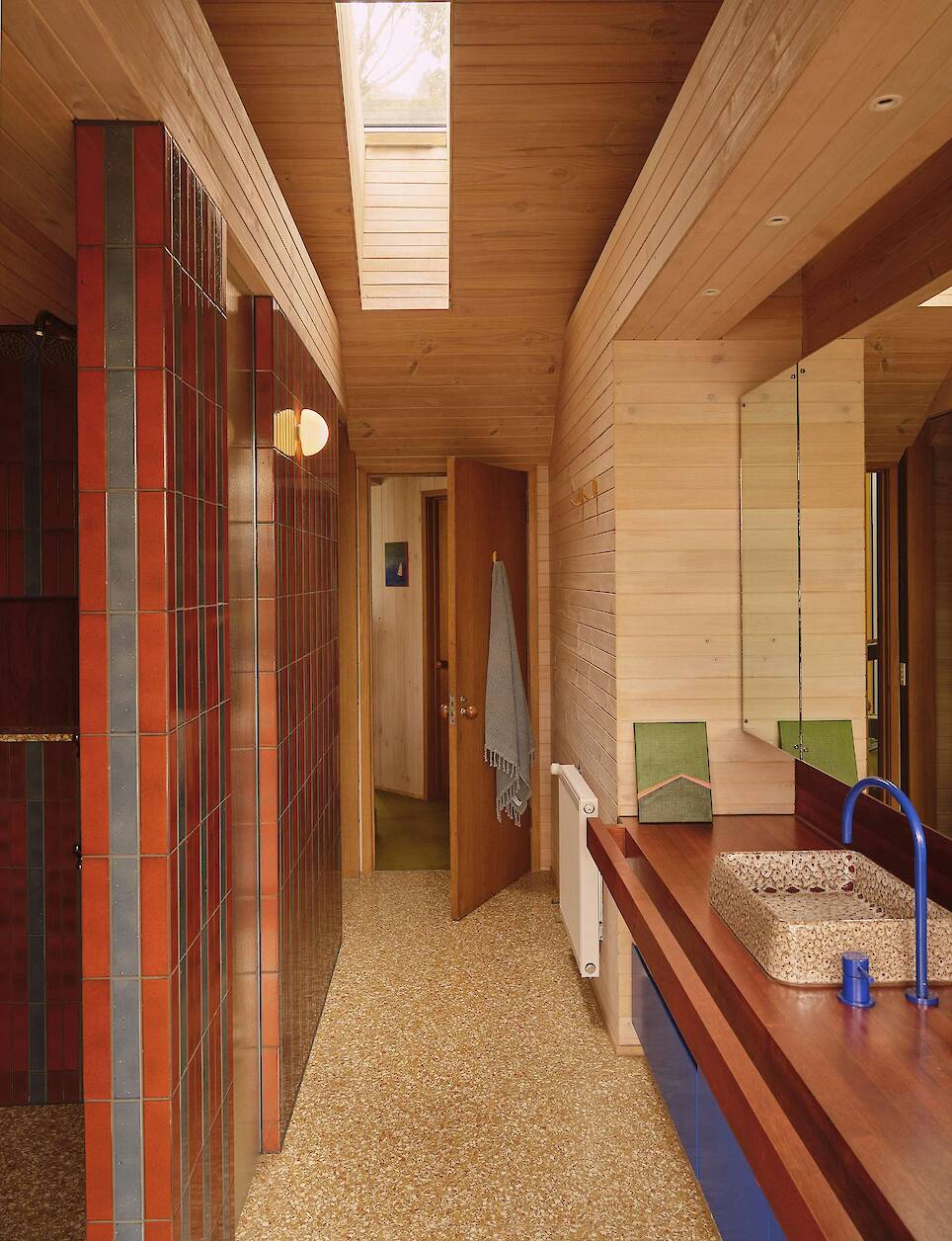 The Double-Height Atrium Is Still the Best Part of This Revived ’70s Australian Home - Photo 10 of 15 -