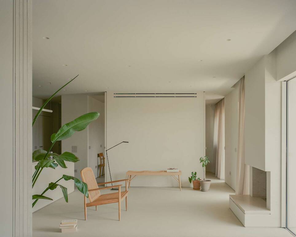The Dining Room Is Also a Bedroom—and an Office—at This Renovated Athens Flat - Photo 12 of 15 -