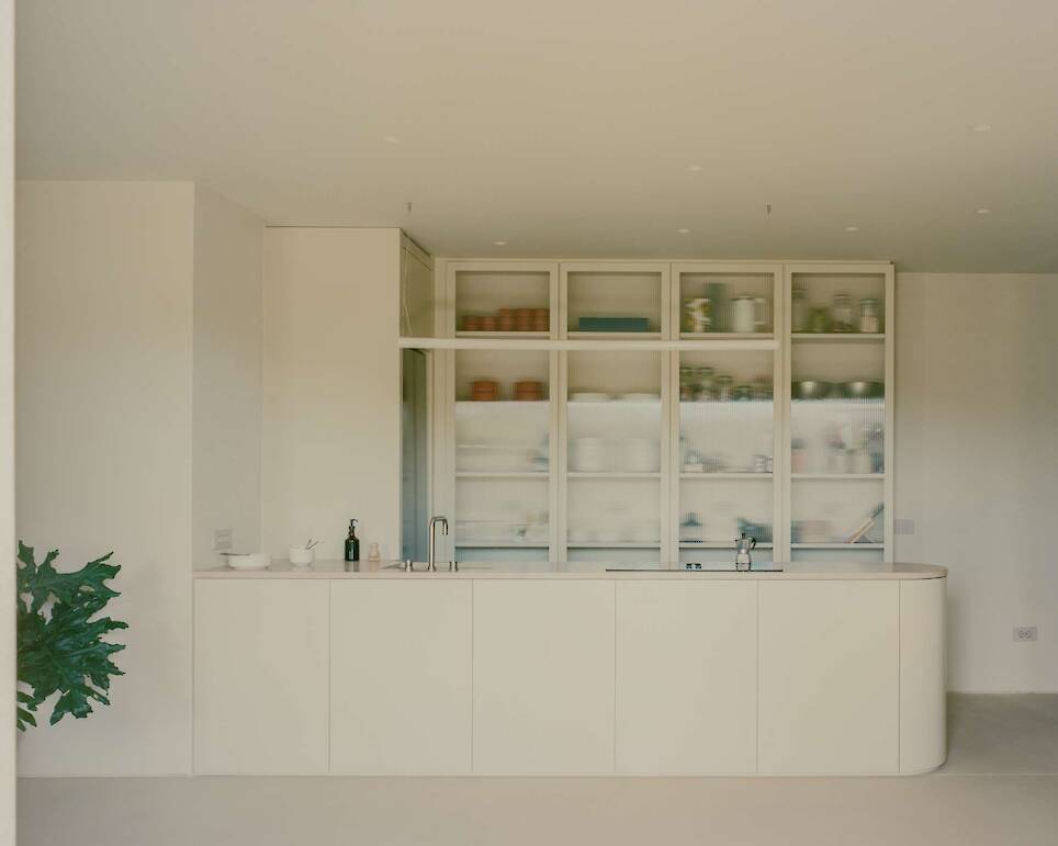 The Dining Room Is Also a Bedroom—and an Office—at This Renovated Athens Flat - Photo 4 of 15 -