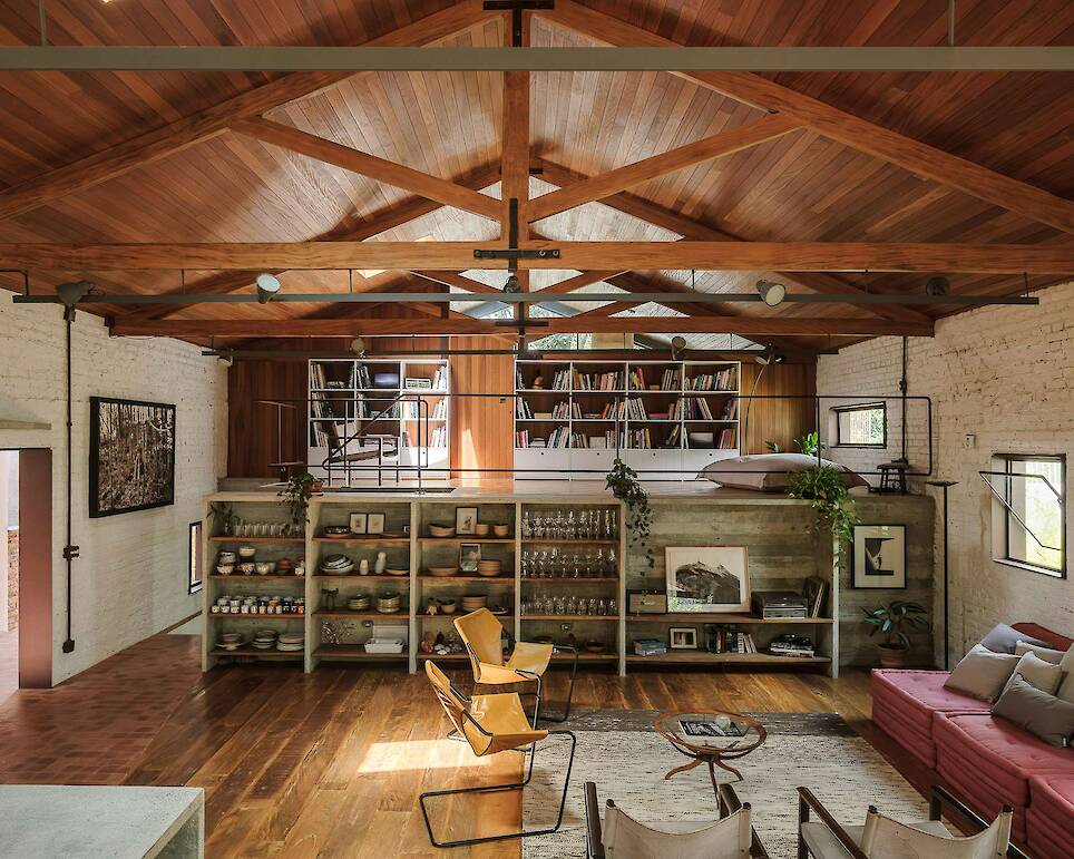 Two Straight-Forward Changes Make This Family Home in Brazil Exceptionally Airy - Photo 4 of 17 -