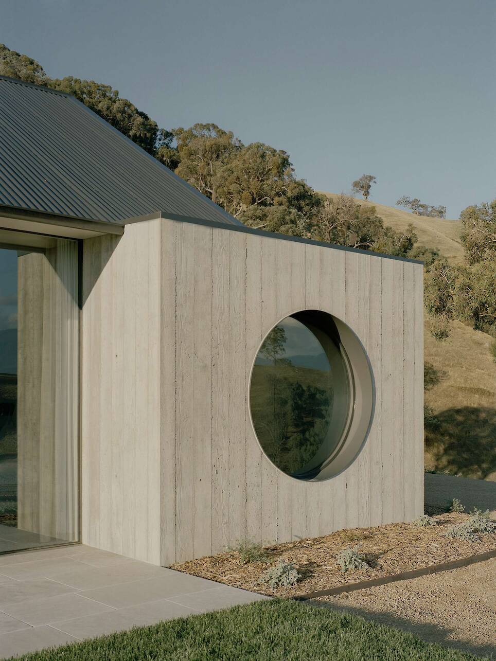 This Country Home in Australia Almost Burned Down Before It Was Even Completed - Photo 15 of 16 -