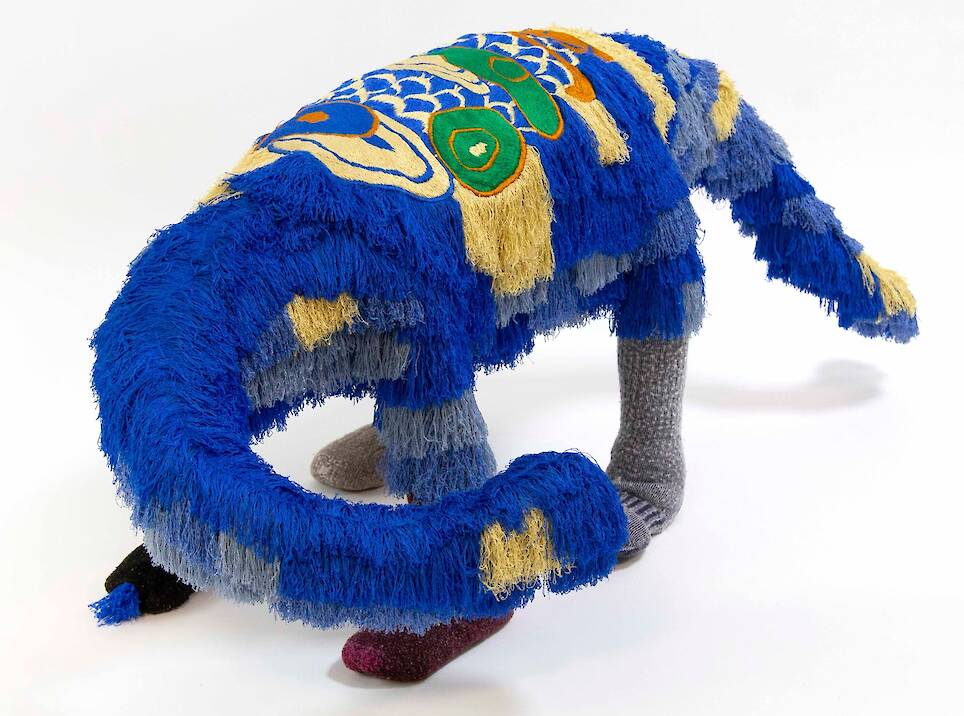 “A Long Long Time Ago” (2022), viscose thread embroidery, old socks, textiles, wadding, and stainless steel rod, 120 x 60 x 45 centimeters