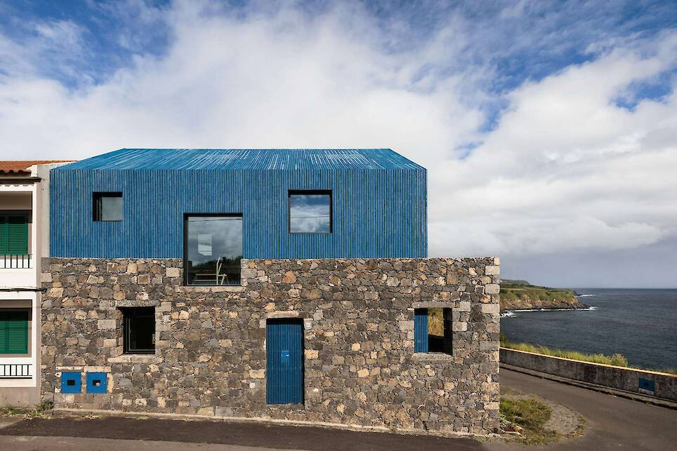 Recycled Marine Plastic Covers This Former Whaler’s Tavern Turned Home in the Azores - Photo 3 of 17 -