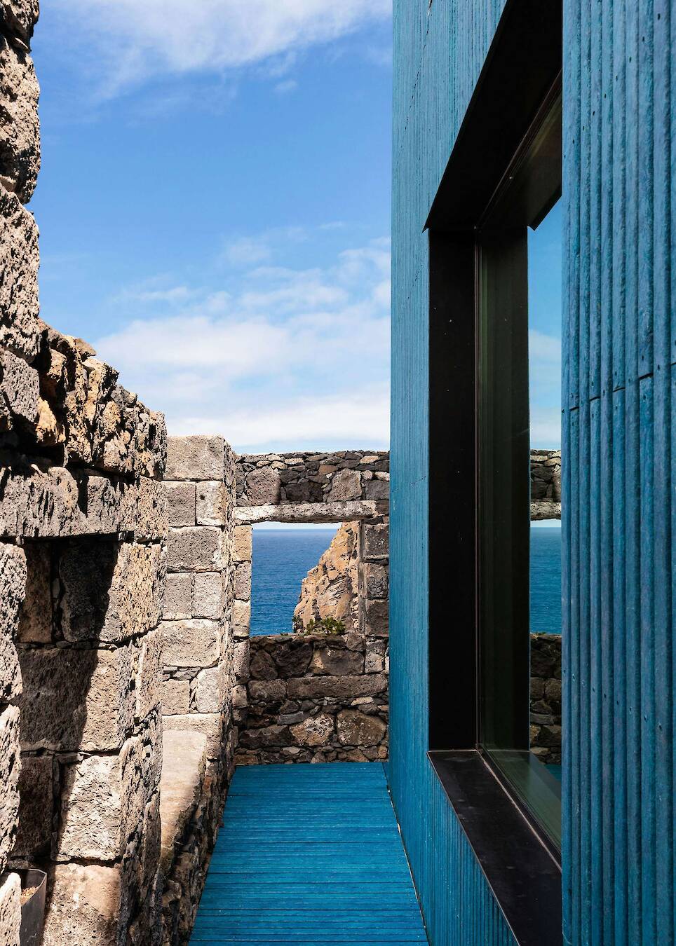 Recycled Marine Plastic Covers This Former Whaler’s Tavern Turned Home in the Azores - Photo 8 of 17 -